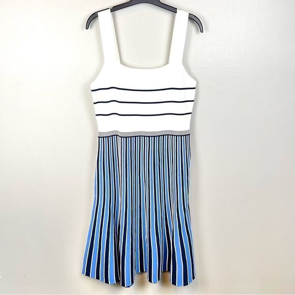 Diane Von Furstenberg Yasmin Dress Knitted Striped Blue Size L NWT - Picture 2 of 6
